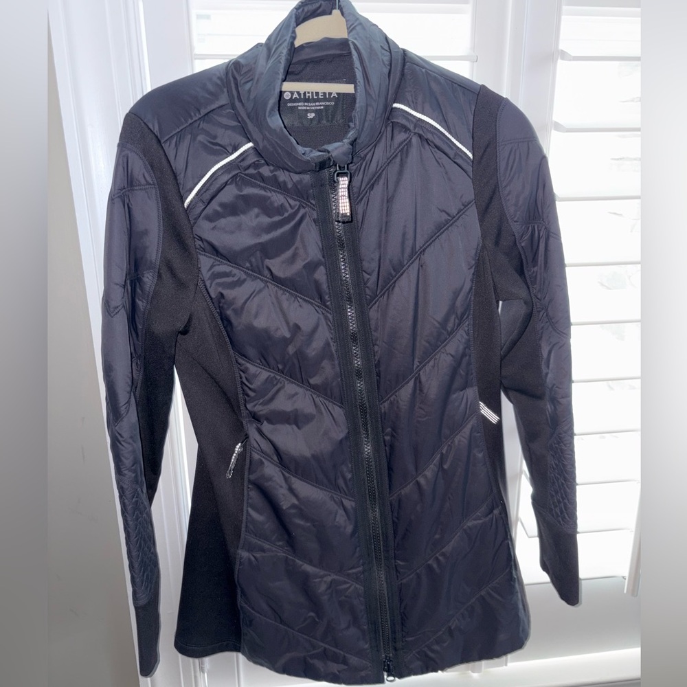 Athleta wmns down jacket